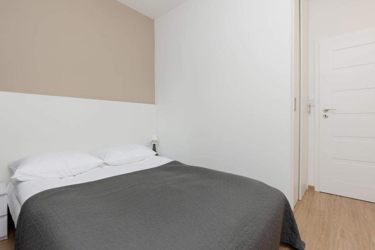 Roomy Apartment Oczapowskiego In Bielany By Noclegi Renters Warszawa Zewnętrze zdjęcie